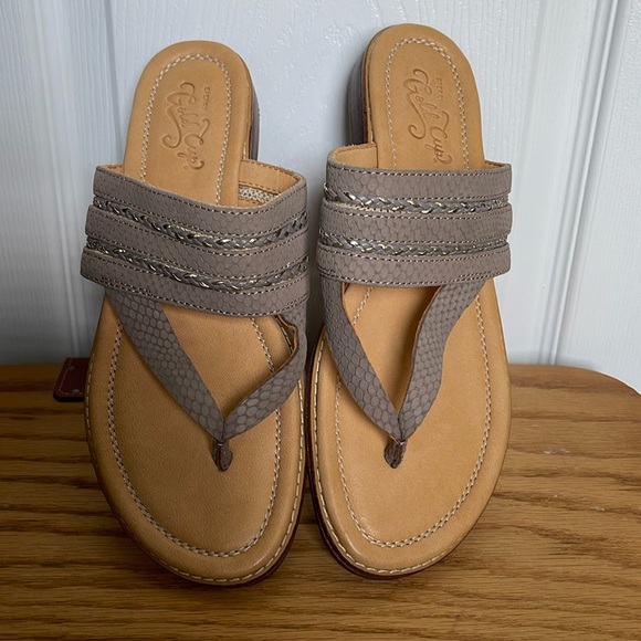 Sperry Shoes - NWOB Sperry Sandals